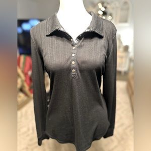 Black top ribbed , button front , collar. Size medium